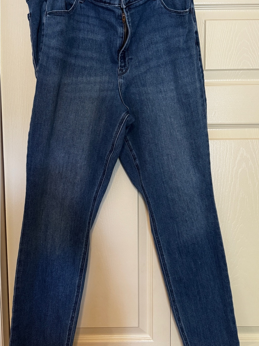Old Navy Blue Straight Leg Jeans Sz 18